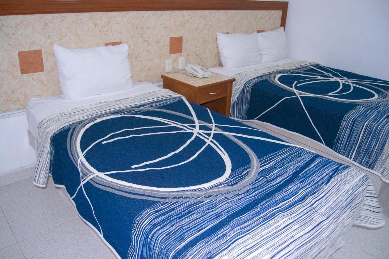 Hotel Niza Zona Piel León Eksteriør billede