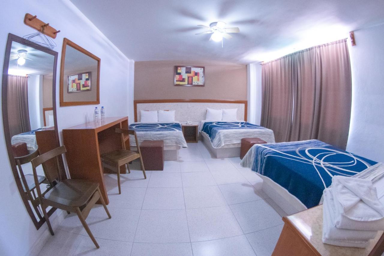 Hotel Niza Zona Piel León Eksteriør billede