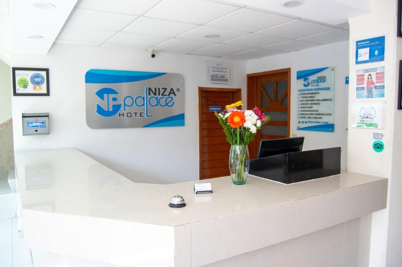 Hotel Niza Zona Piel León Eksteriør billede